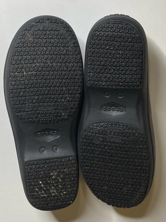 CROCS Women’s Size 8 Neria Pro II Woro Slip-On Rubber Burgundy Clogs - Picture 8 of 9